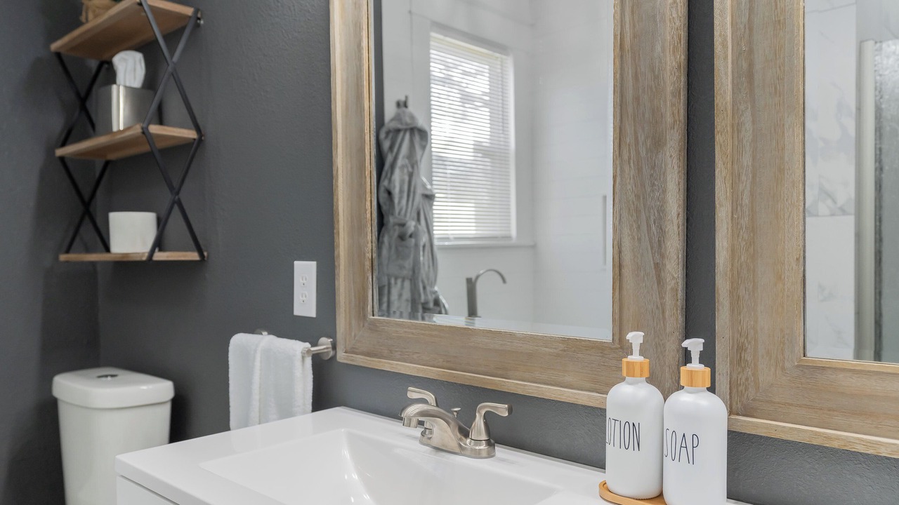 Photo of Bathroom in Denison