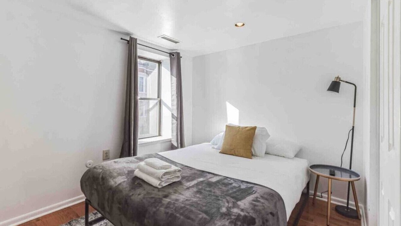 Photo of Bedroom in Fairmount