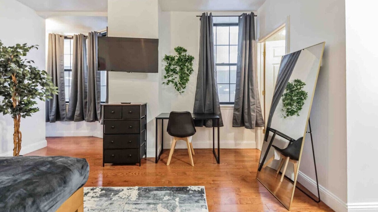Photo of Bedroom in Center City