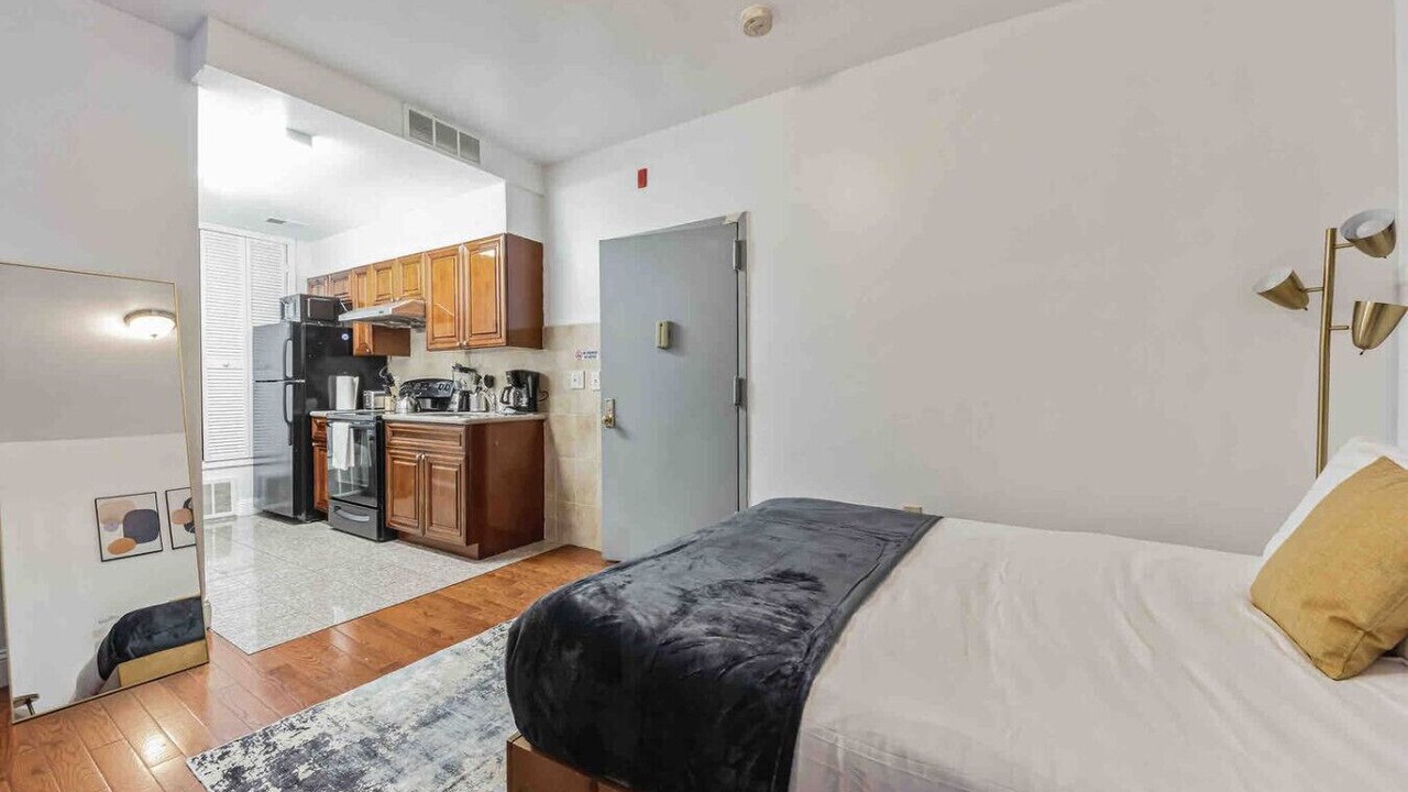 Photo of Bedroom in Center City