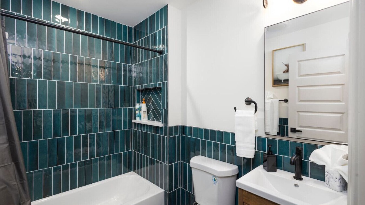 Photo of Bathroom in North Philadelphia West