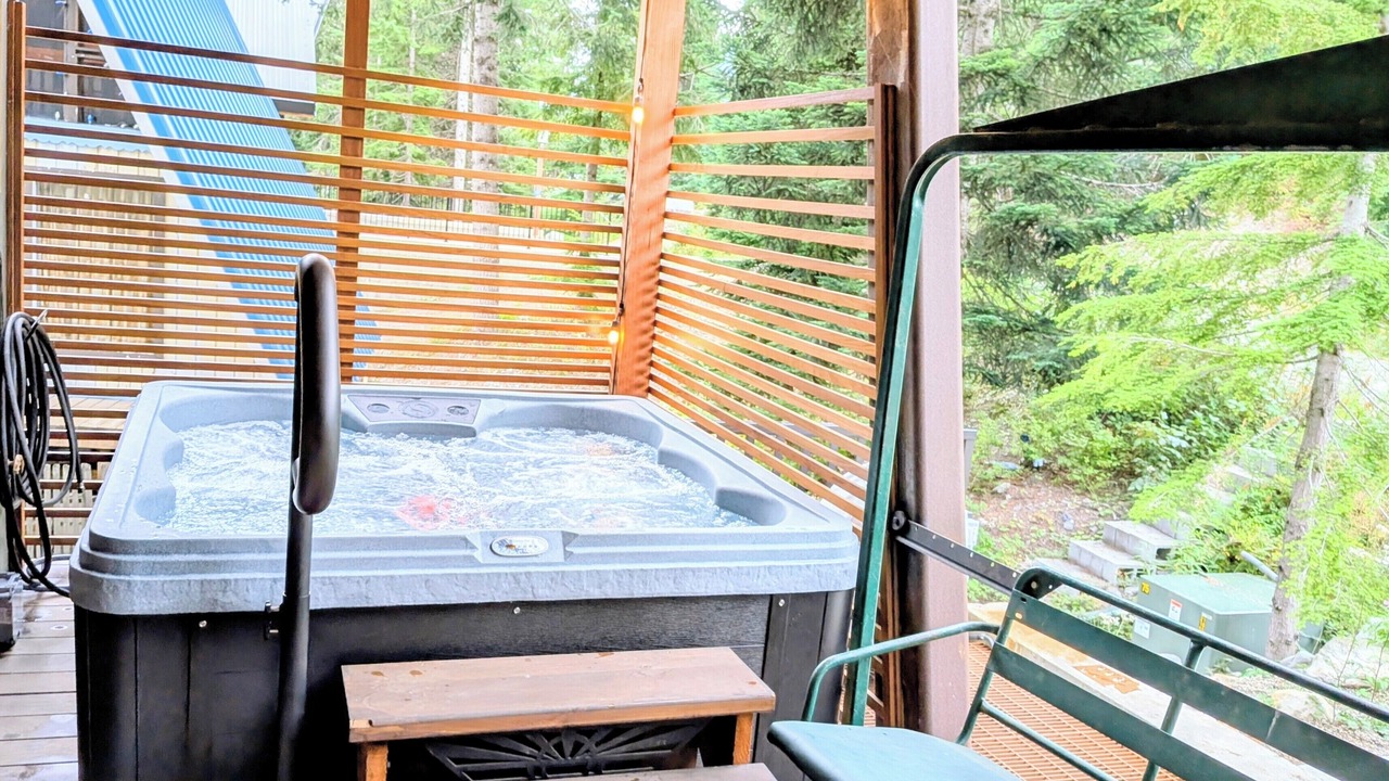 Photo of Patio Balcony in Snoqualmie Pass