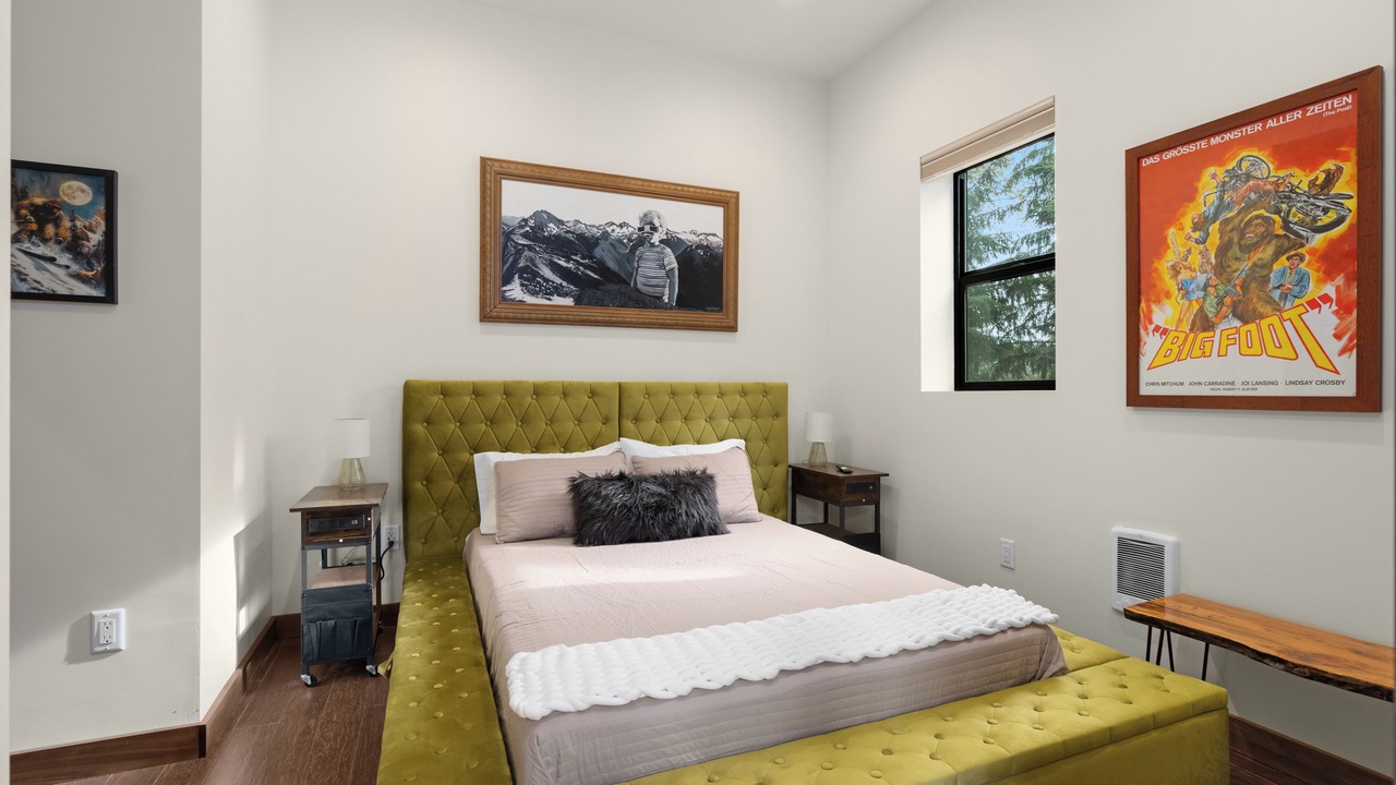 Photo of Bedroom in Snoqualmie Pass