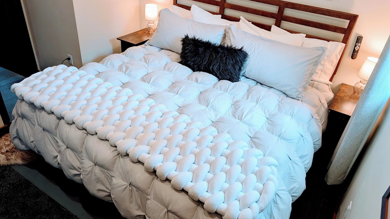Photo of Bedroom in Snoqualmie Pass