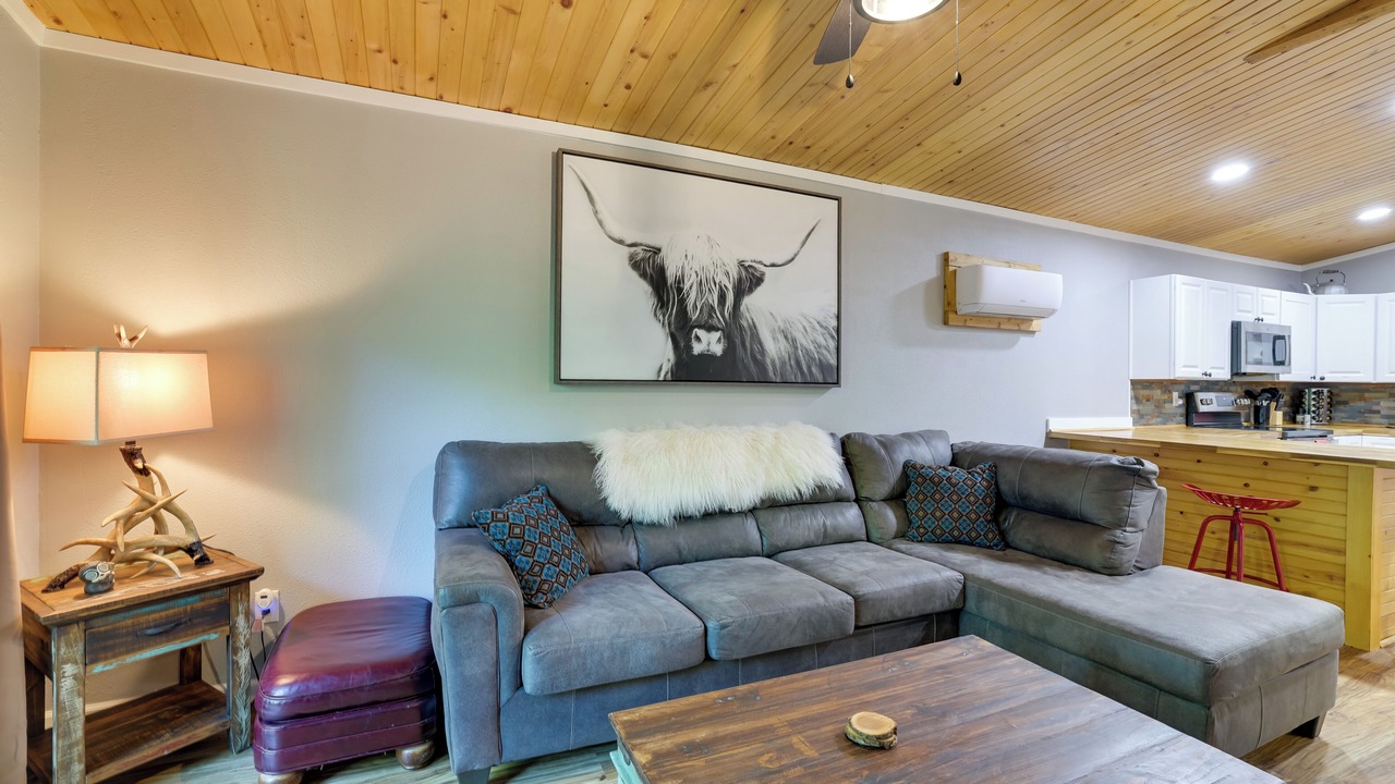 Photo of Livingroom in Powell