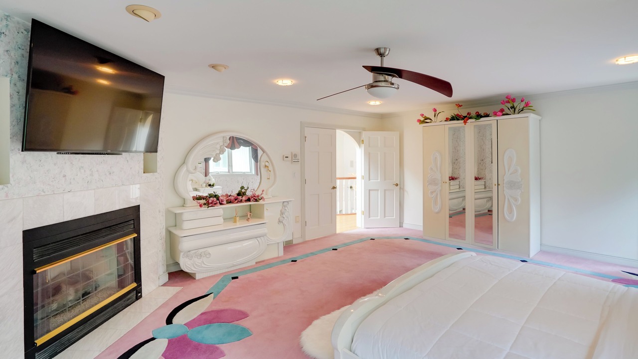 Photo of Bedroom in Niskayuna