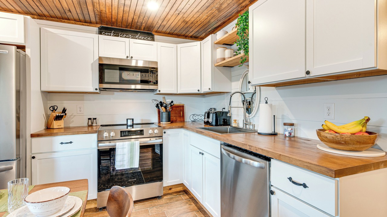 Photo of Kitchen in Harveys Lake