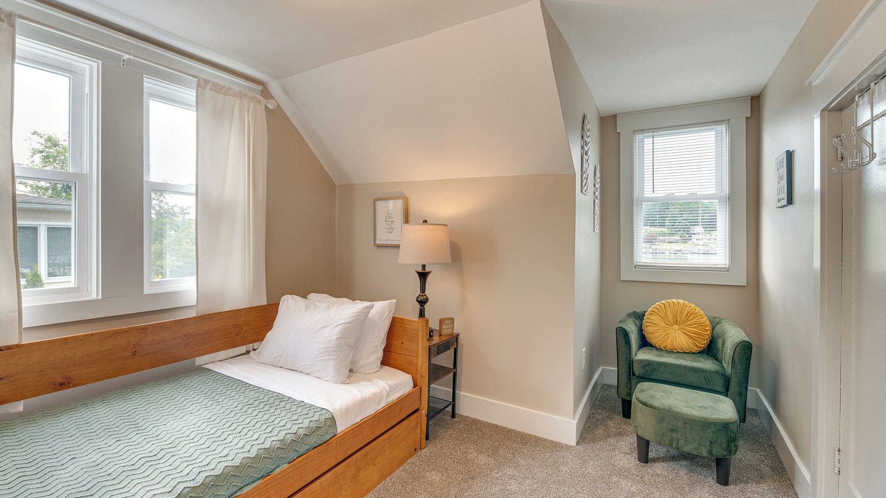 Photo of Bedroom in Harveys Lake