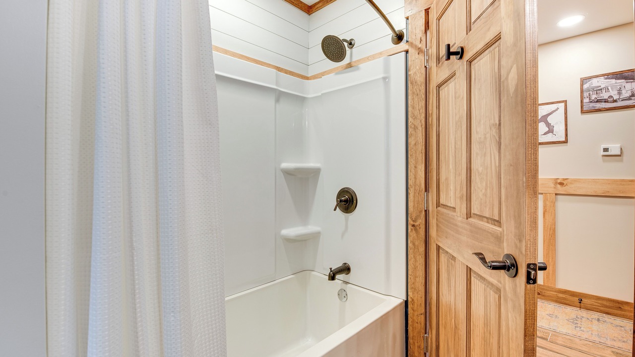 Photo of Bathroom in Harveys Lake