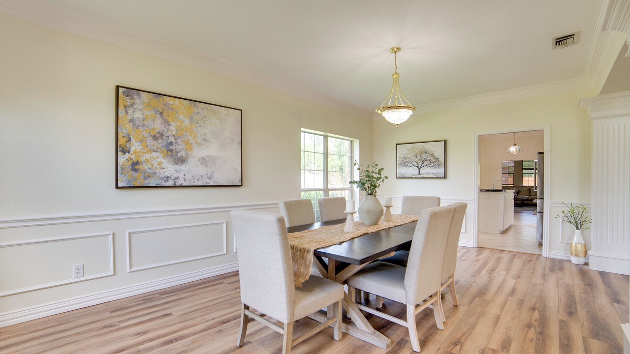 Photo of Livingroom in Farmersville