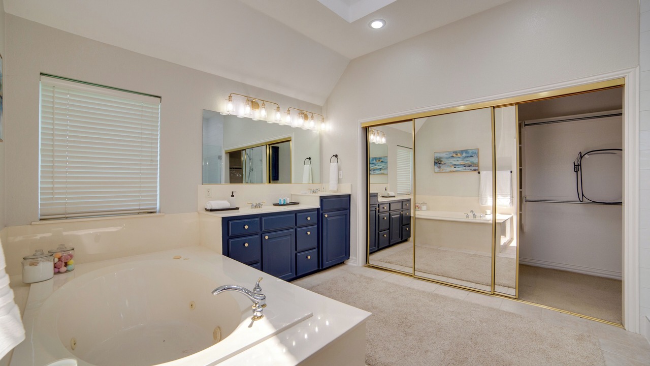 Photo of Bathroom in Farmersville