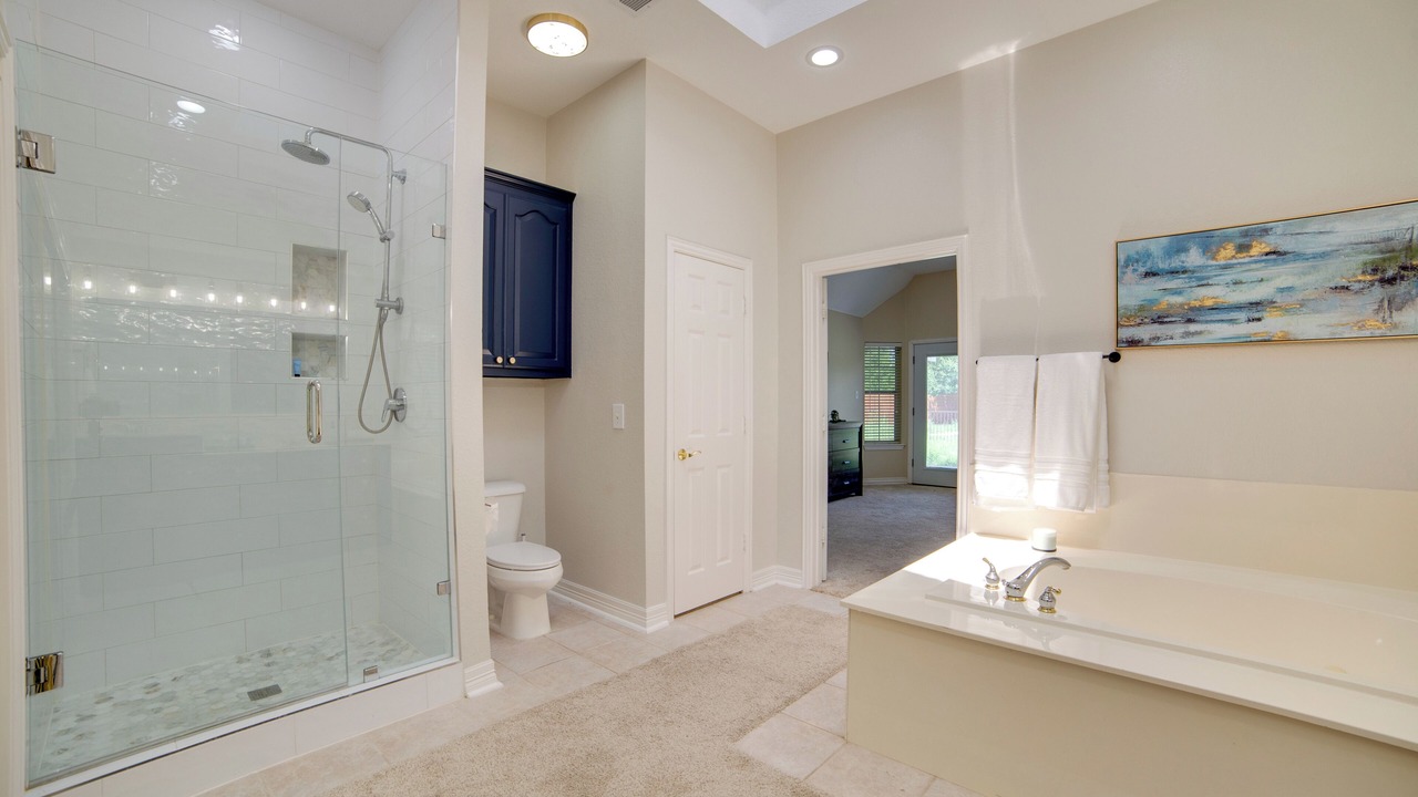 Photo of Bathroom in Farmersville