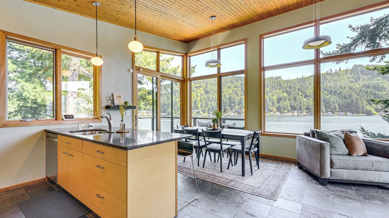 Photo of Others in Olympia