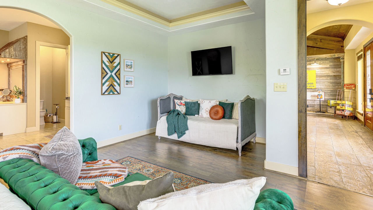 Photo of Livingroom in Cypress