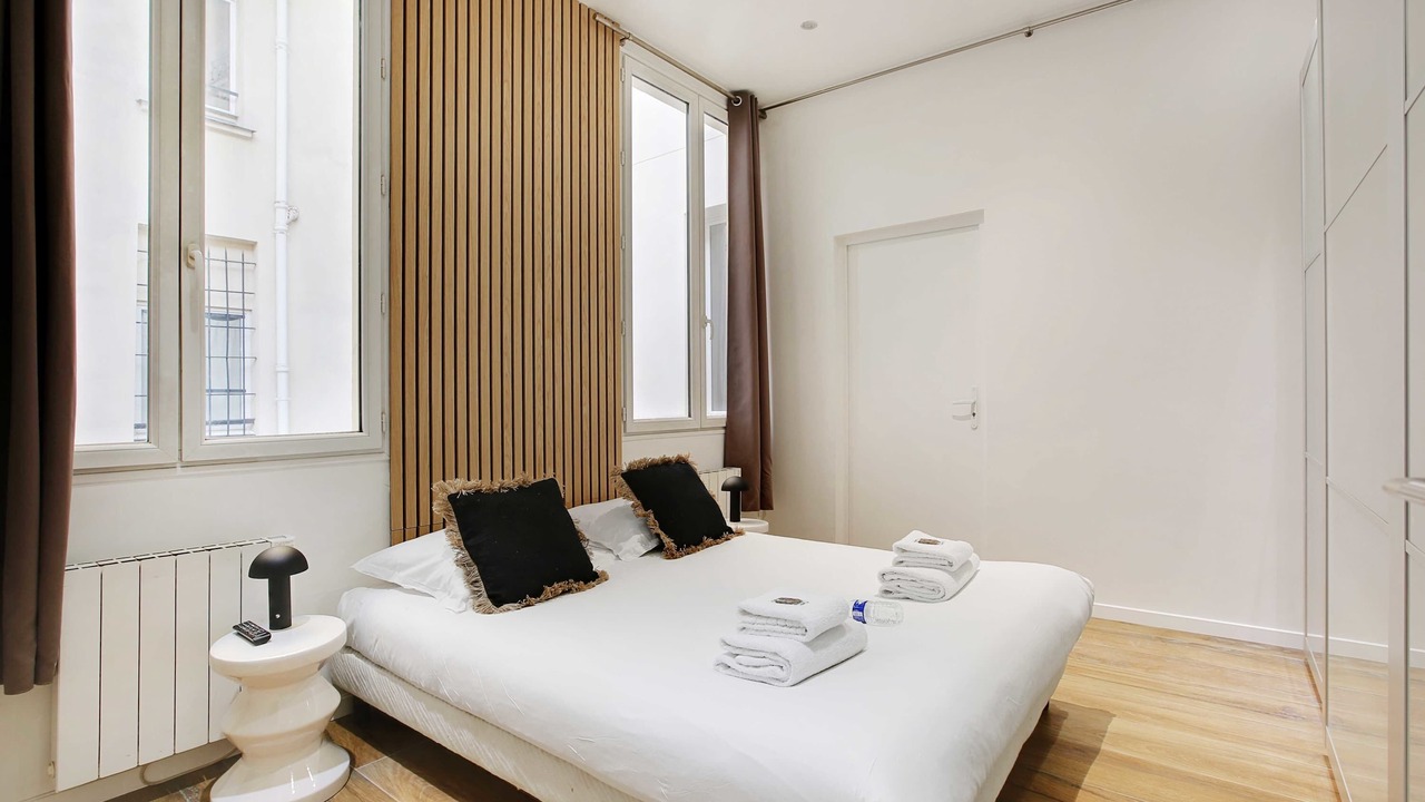 Photo of Bedroom in Arts-et-Metiers