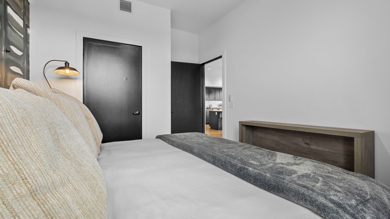 Photo of Bedroom in Eighth Avenue
