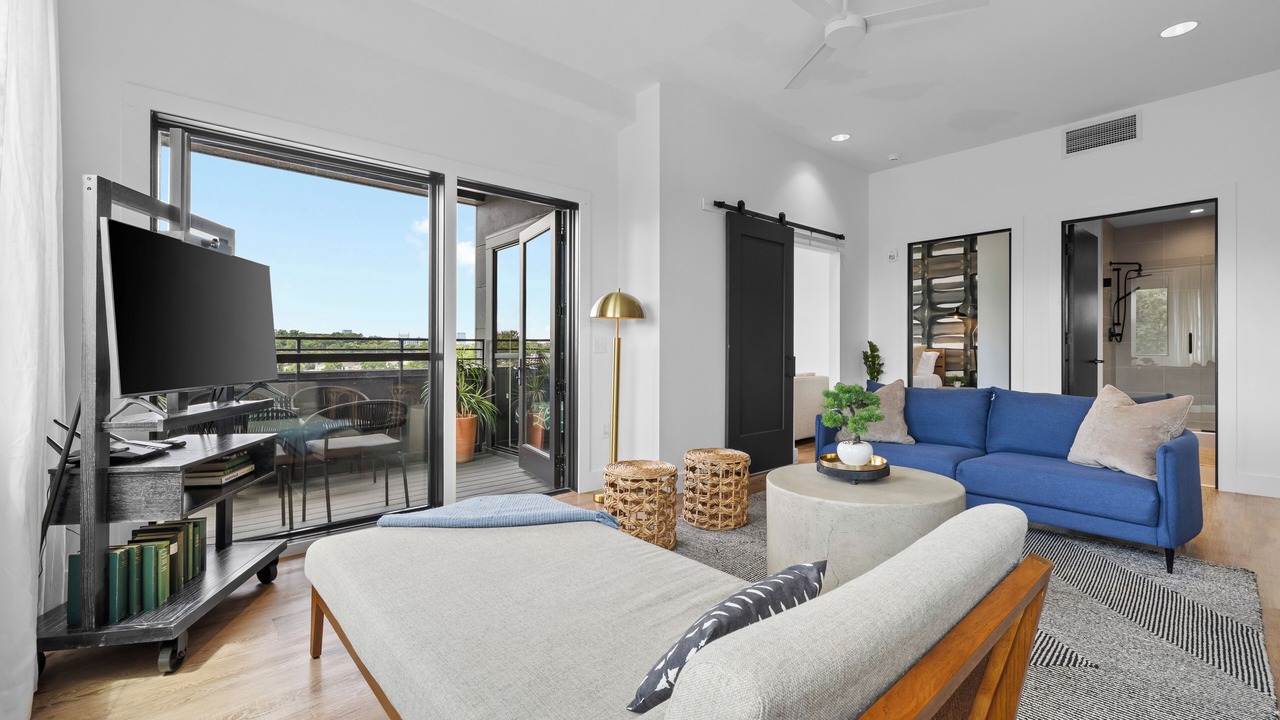 Photo of Livingroom in Eighth Avenue