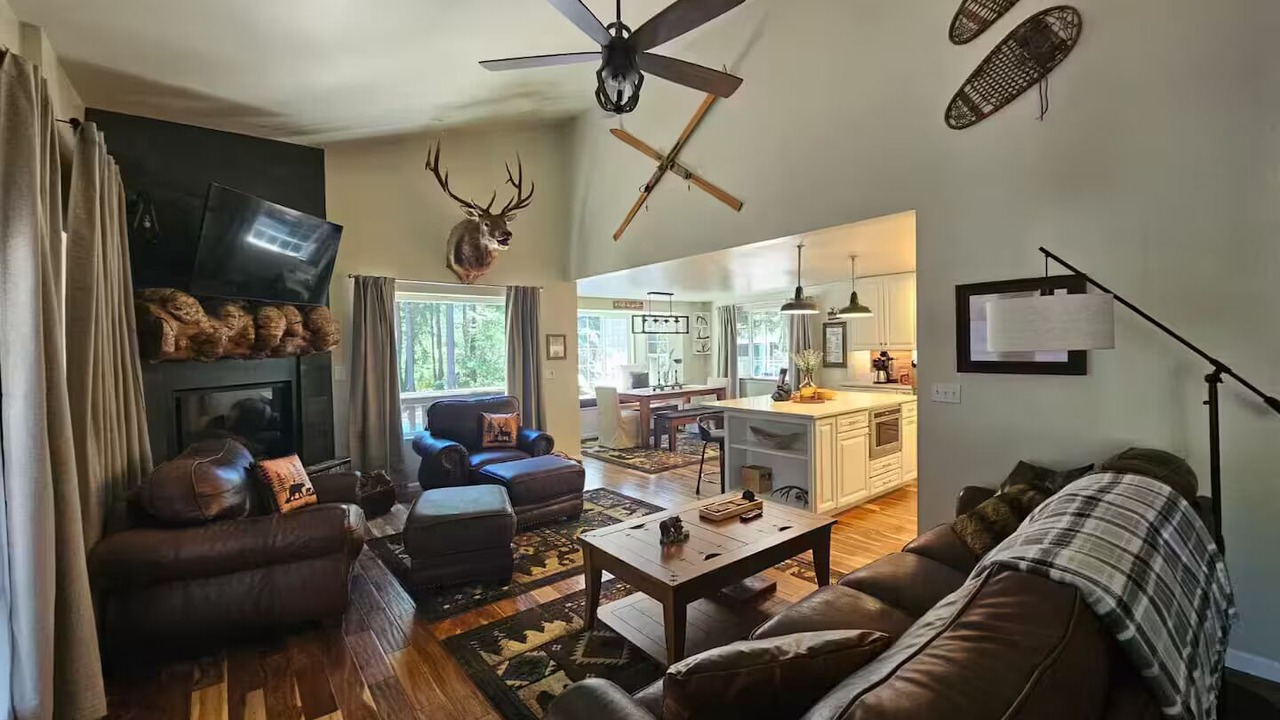 Photo of Livingroom in Easton