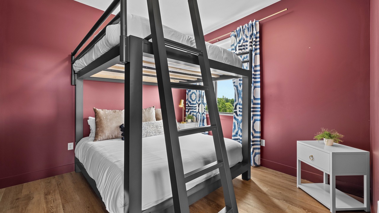Photo of Bedroom in Woodland in Waverly