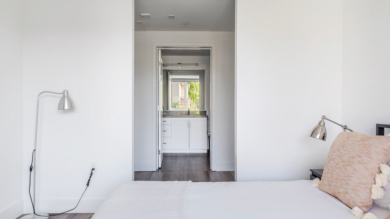 Photo of Bedroom in Pleasant Hill