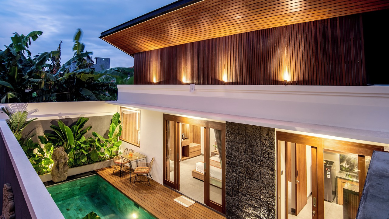 Photo of Bedroom in Kartika Plaza