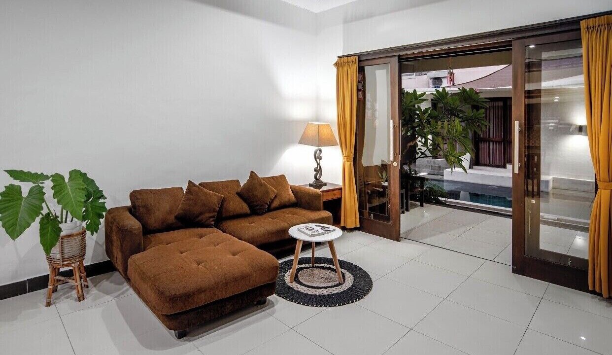 Photo of Livingroom in Kartika Plaza