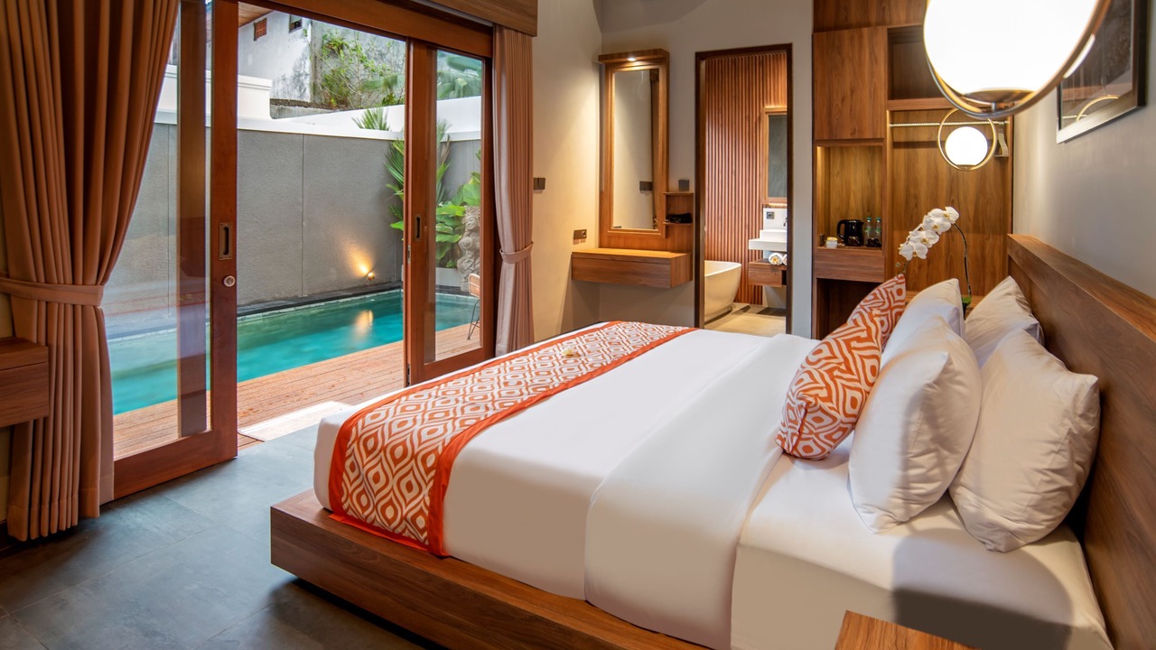 Photo of Bedroom in Kartika Plaza