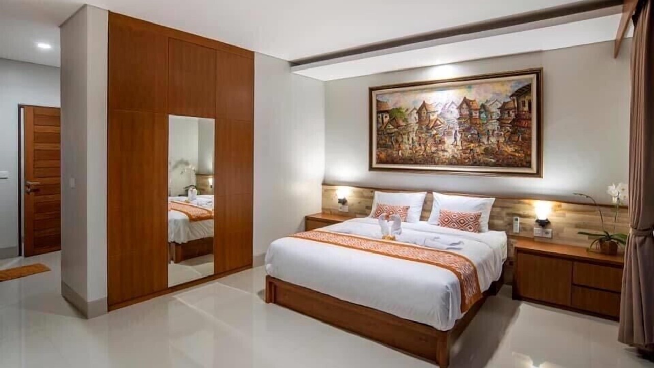 Photo of Bedroom in Kartika Plaza