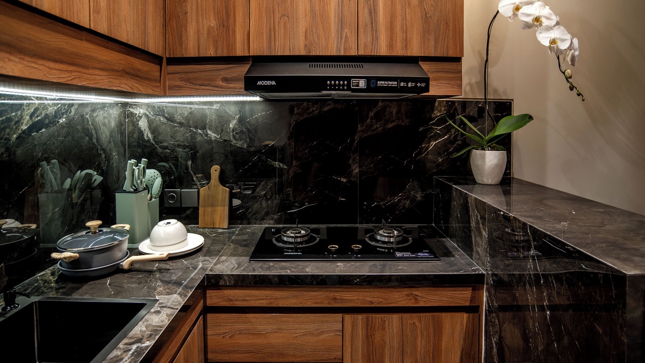 Photo of Kitchen in Kartika Plaza