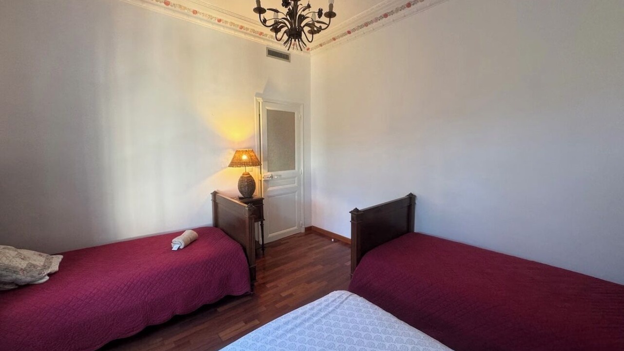 Photo of Bedroom in Saint-Mitre