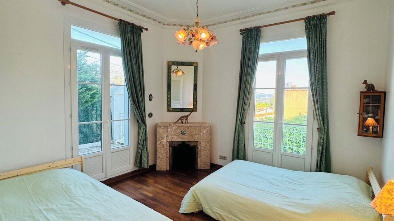 Photo of Bedroom in Saint-Mitre
