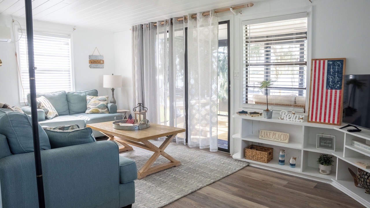 Photo of Livingroom in Highland