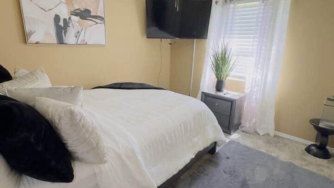 Photo of Bedroom in Mobile