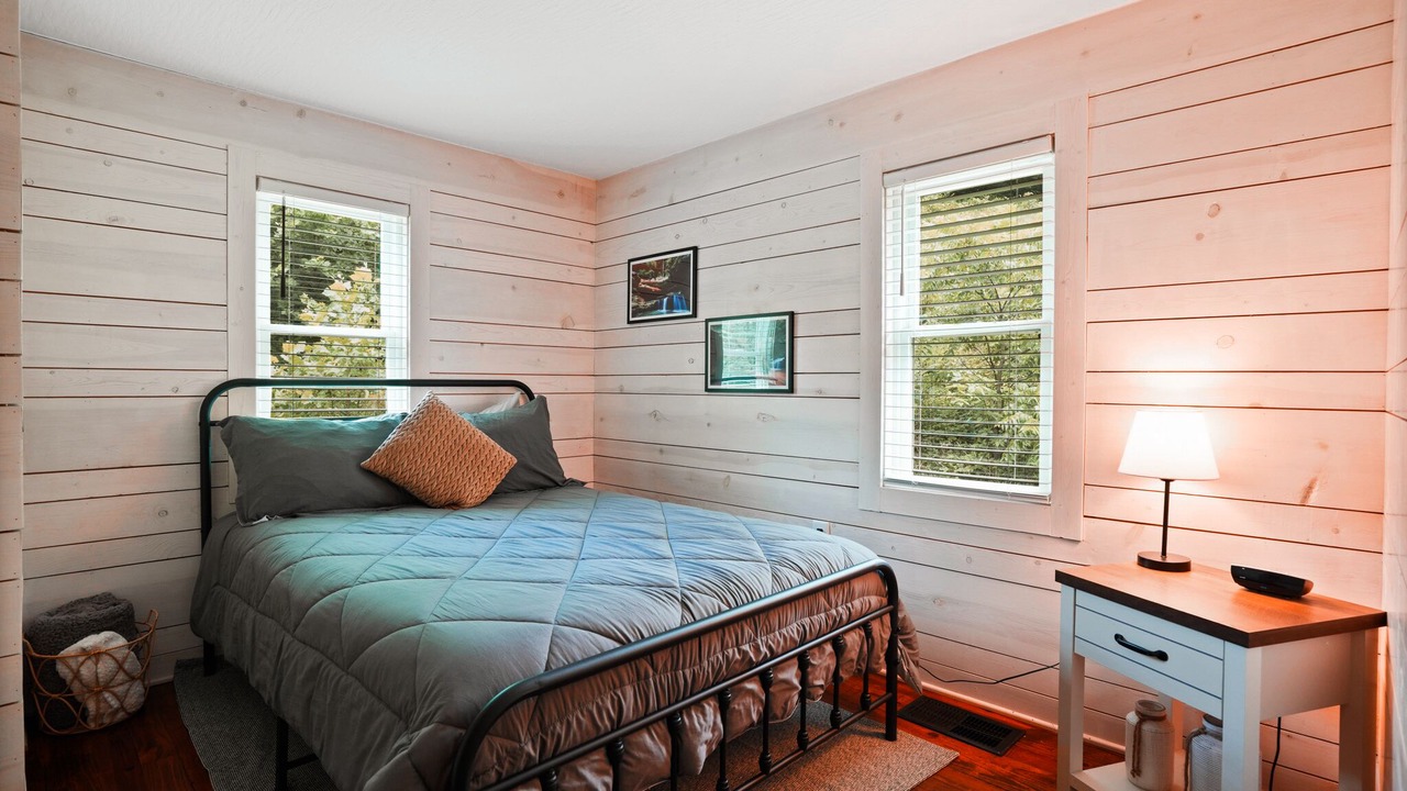 Photo of Bedroom in South Bloomingville