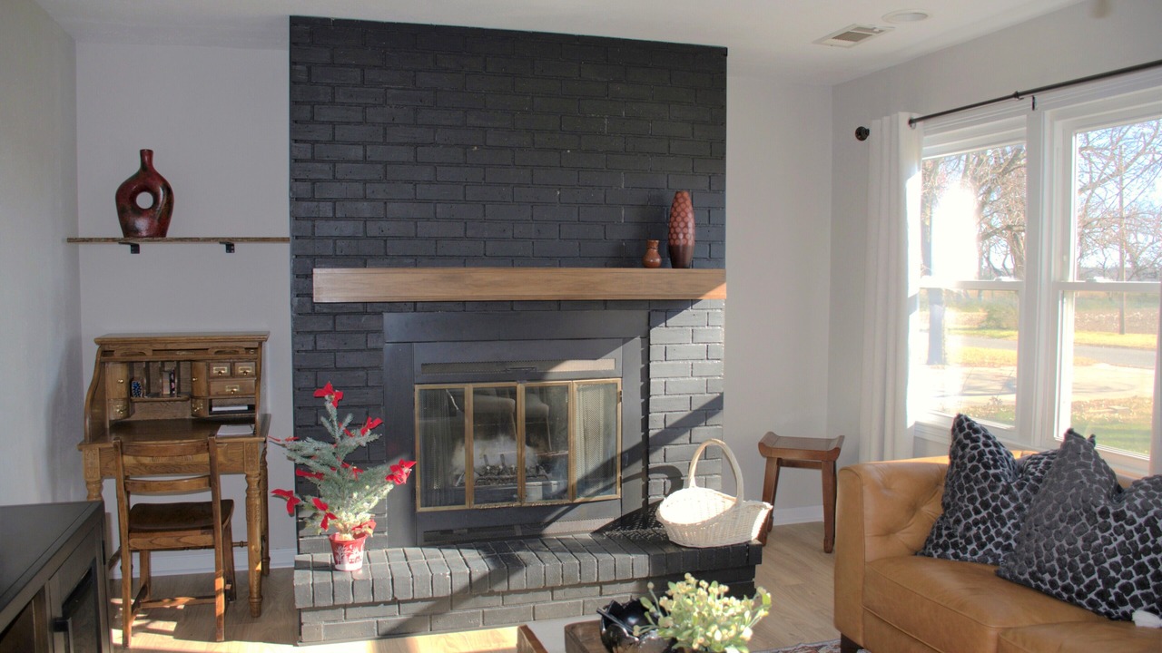 Photo of Livingroom in North Newton