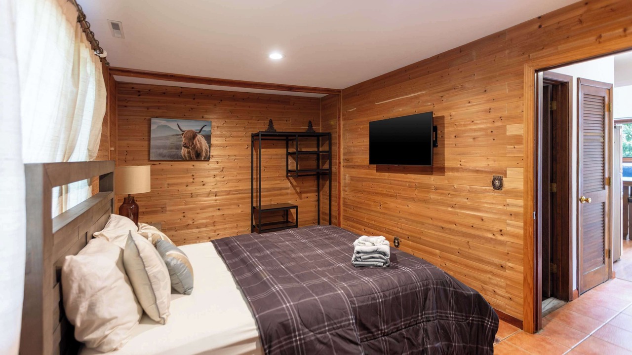 Photo of Bedroom in Vernon