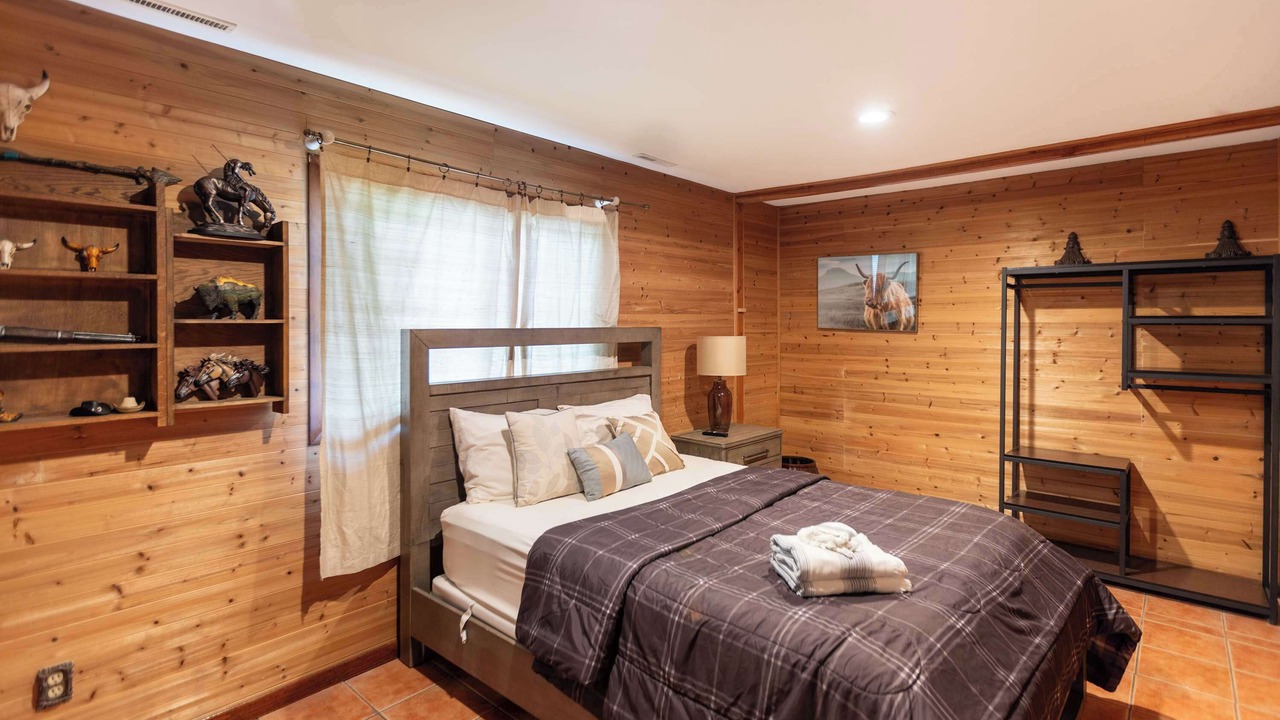 Photo of Bedroom in Vernon