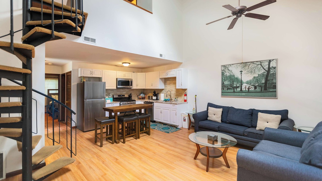 Photo of Livingroom in Vernon
