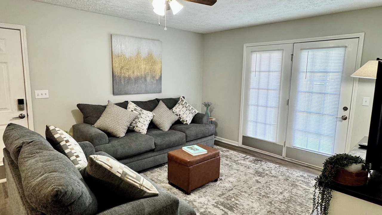 Photo of Livingroom in Greenville