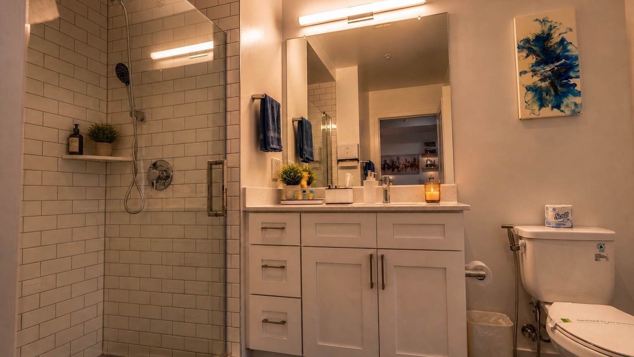 Photo of Bathroom in Midtown