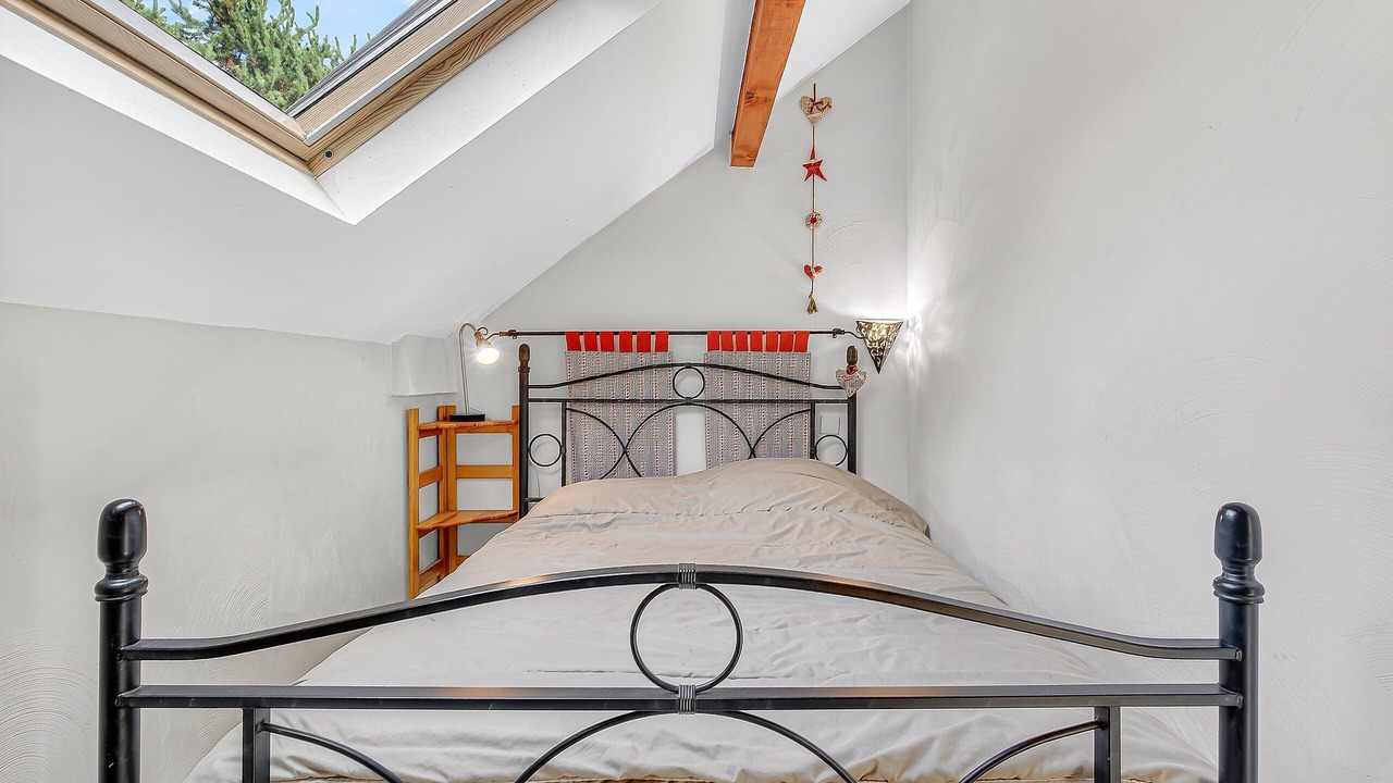 Photo of Bedroom in Meolans-Revel