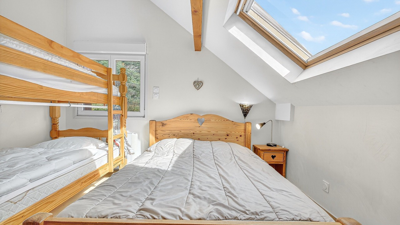 Photo of Bedroom in Meolans-Revel