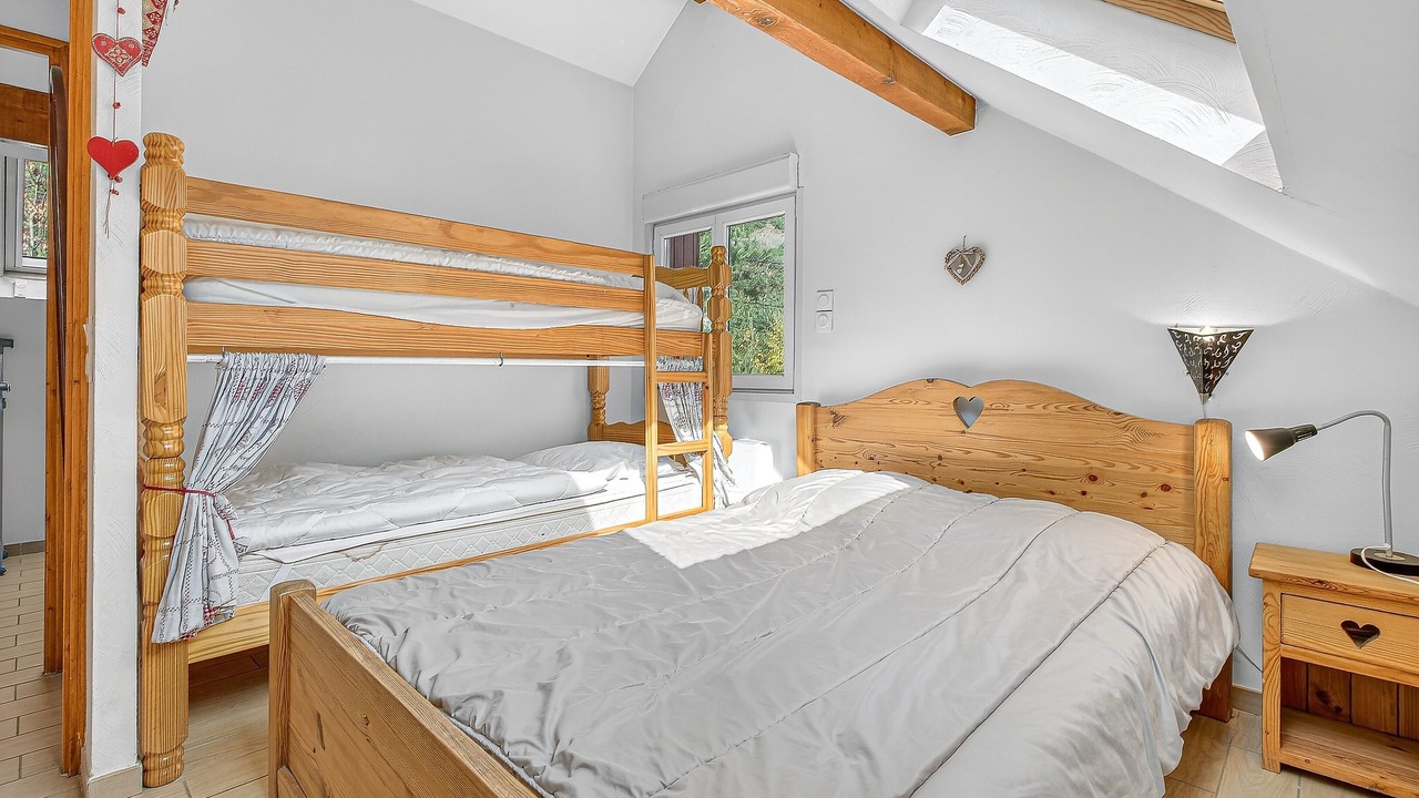 Photo of Bedroom in Meolans-Revel