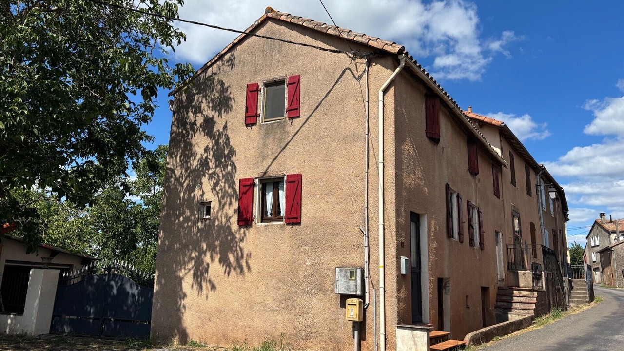 Photo of Outdoor in Martrin