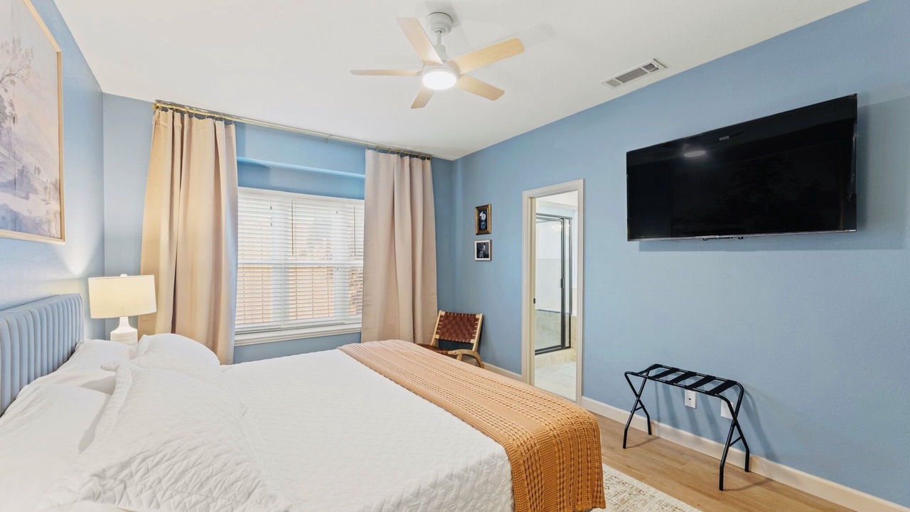 Photo of Bedroom in The Colony