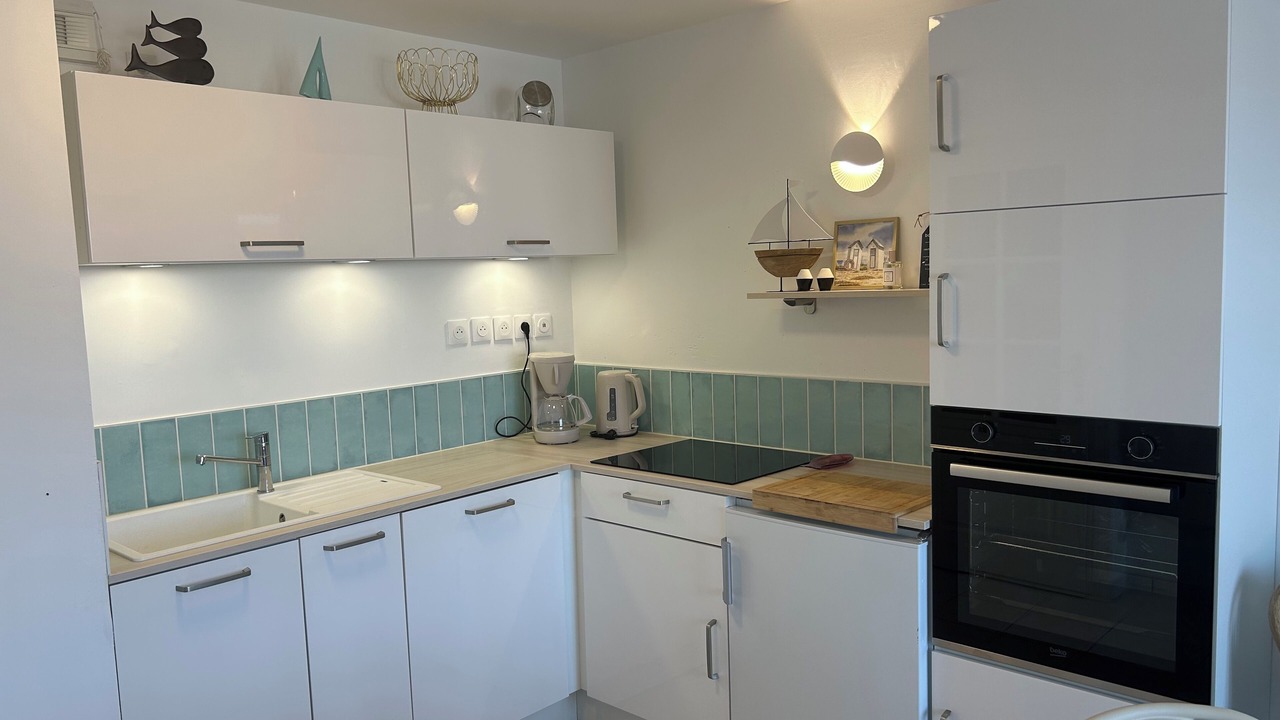 Photo of Kitchen in Sainte-Cecile-Plage
