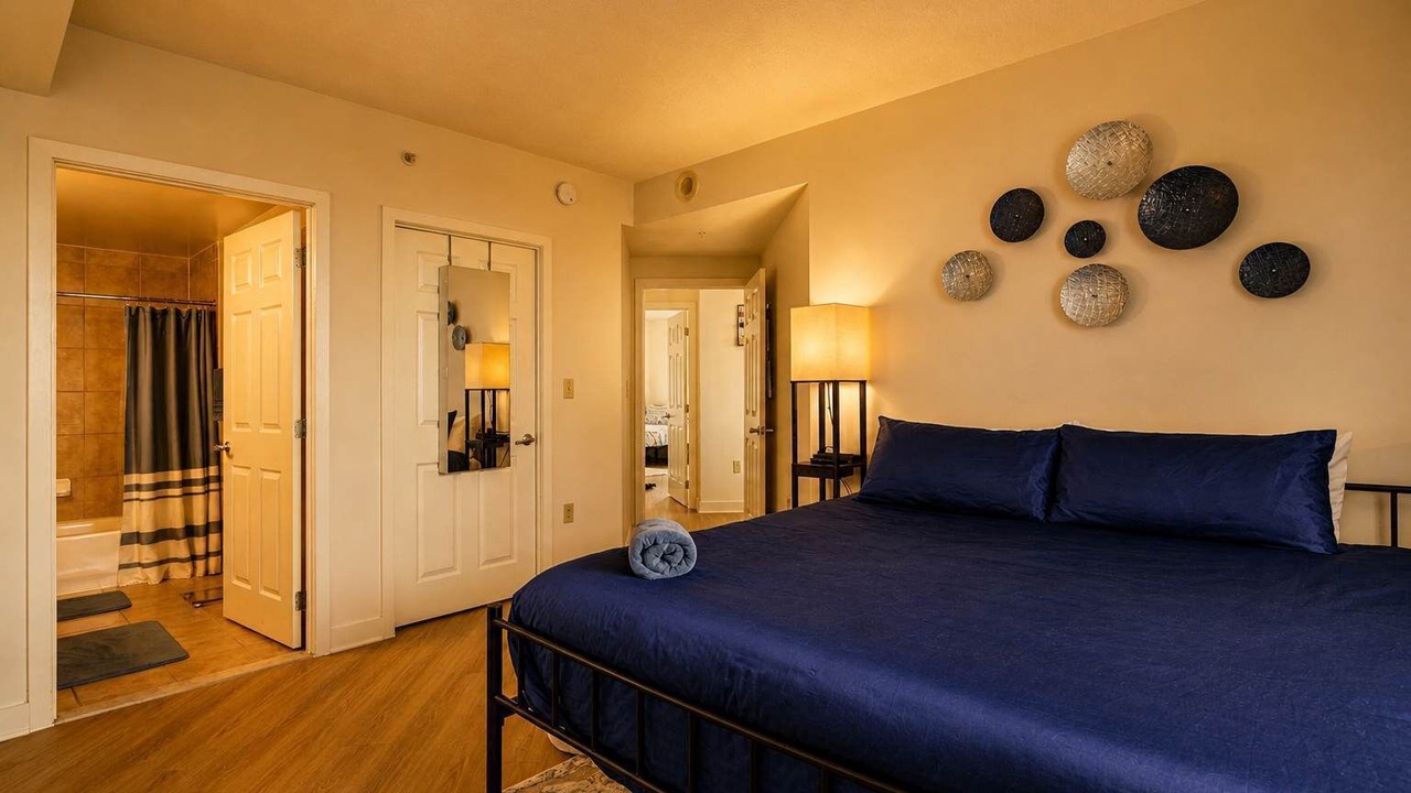 Photo of Bedroom in Downtown