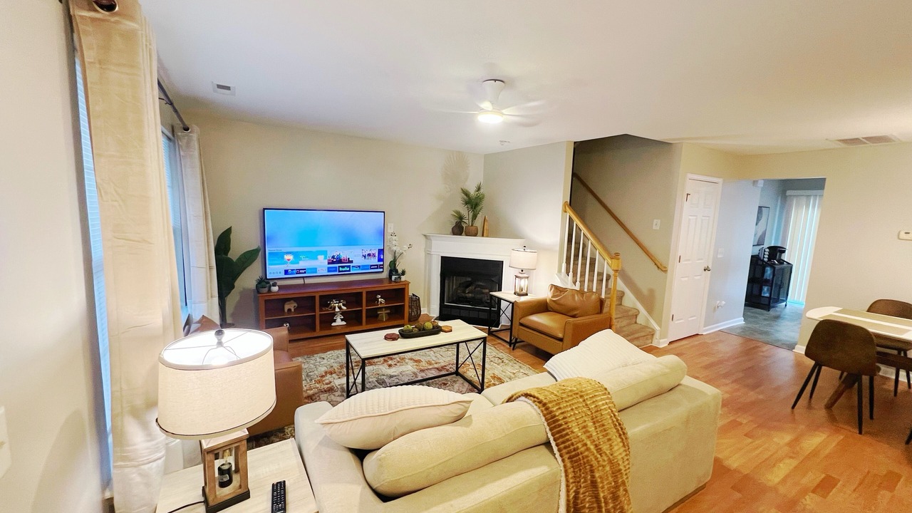 Photo of Livingroom in Northeast Raleigh