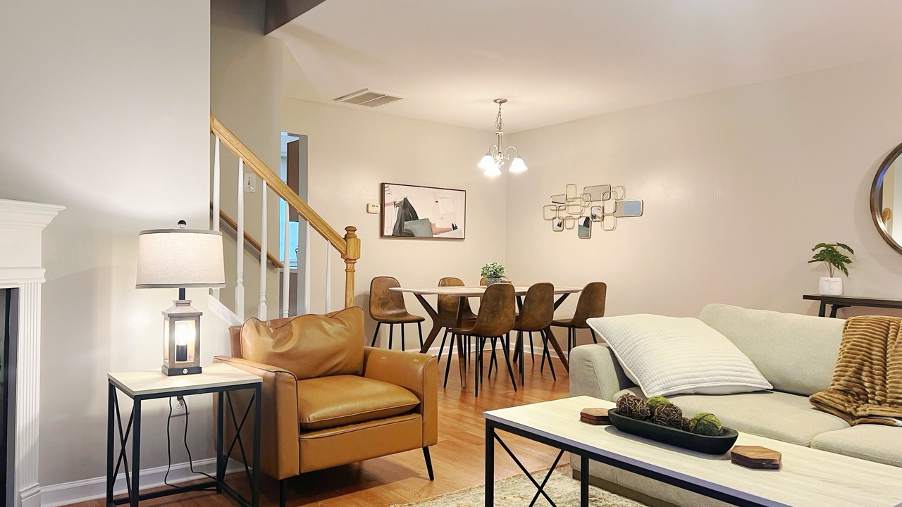 Photo of Livingroom in Northeast Raleigh