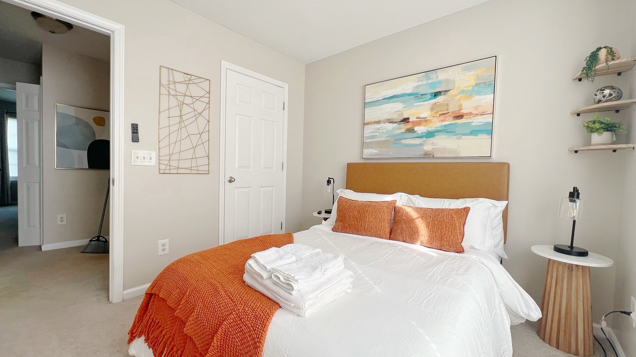 Photo of Bedroom in Northeast Raleigh